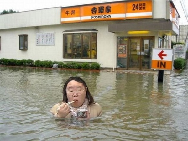 Flooding is not a reason to be upset 36 photos 34